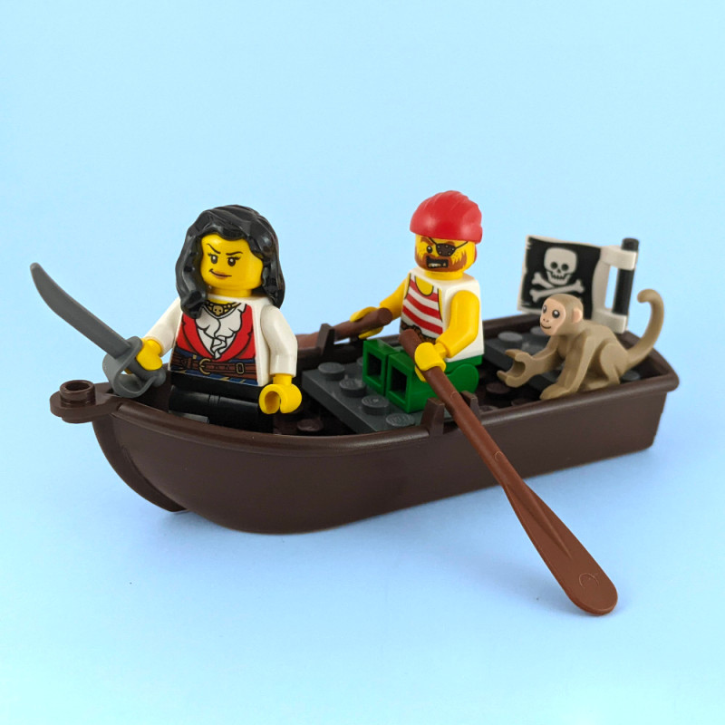 Pirates and Rowboat Set