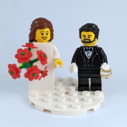 Bride, & Groom with Beard Minifigure Set with Red Bouquet