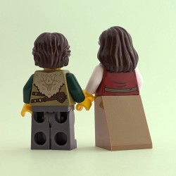 Medieval Bride & Groom Minifigure Set with Red Bouquet